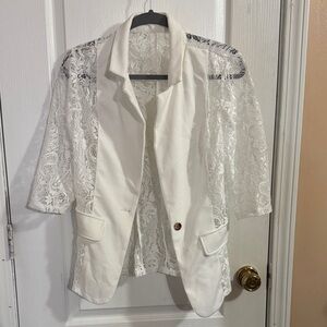 Elegant White Lace Women's Jacket